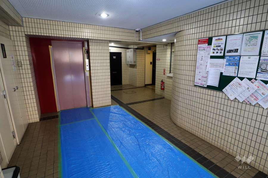 エントランスホール