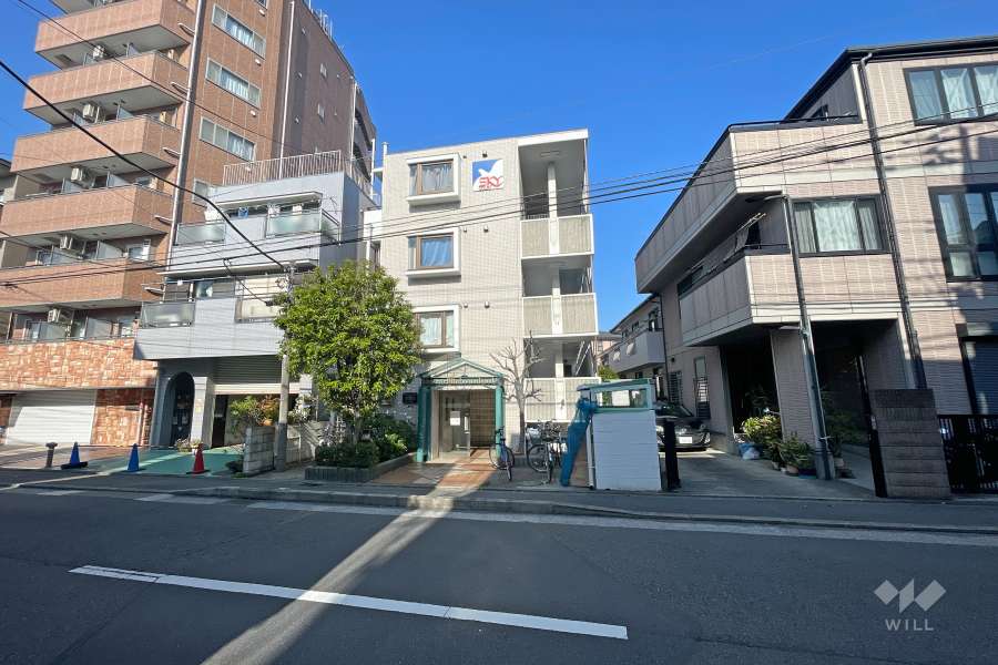 スカイコート元住吉の外観（北東側から）