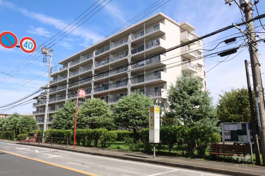 日商岩井武蔵小杉マンションの外観(南西側から)