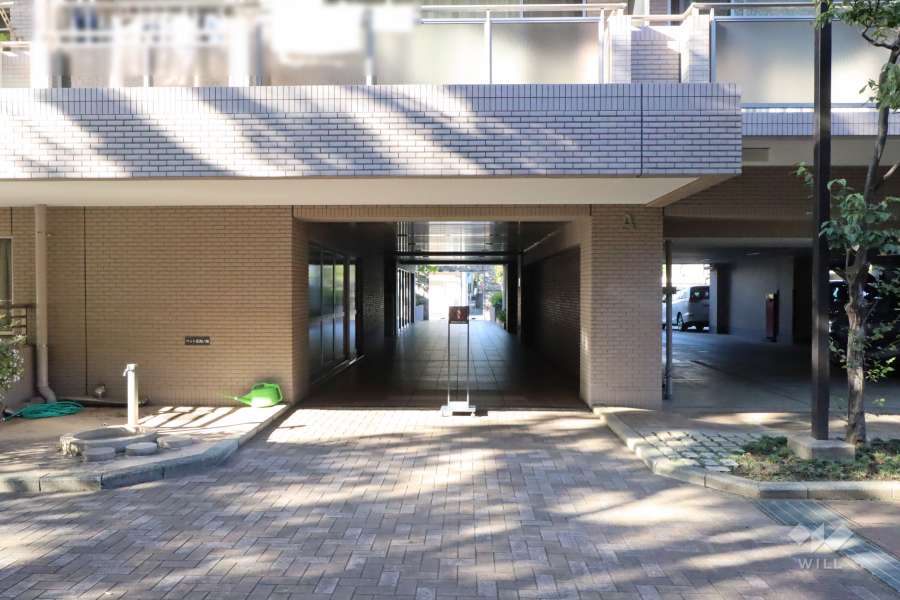 エントランスアプローチ　