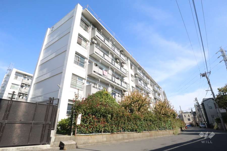 上平間住宅２号棟の外観(南西側から)