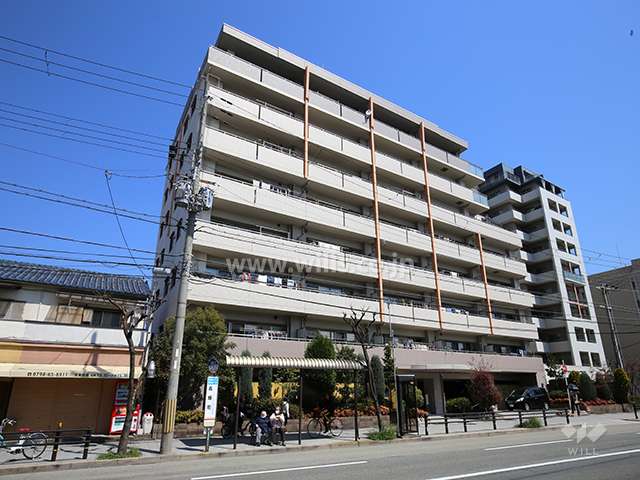 アルス西宮北口の外観（南西側から）