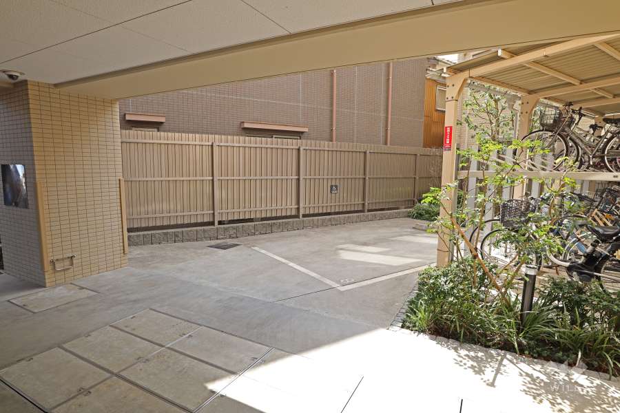 敷地内駐車場（屋外平面式）