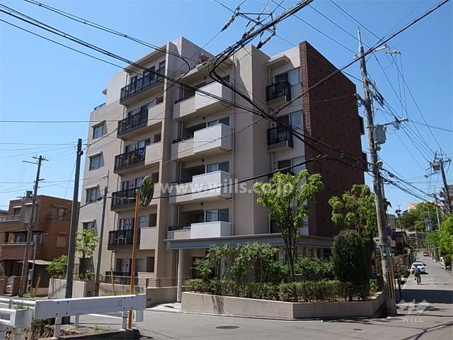 サンリヤン苦楽園の外観（北東側から）
