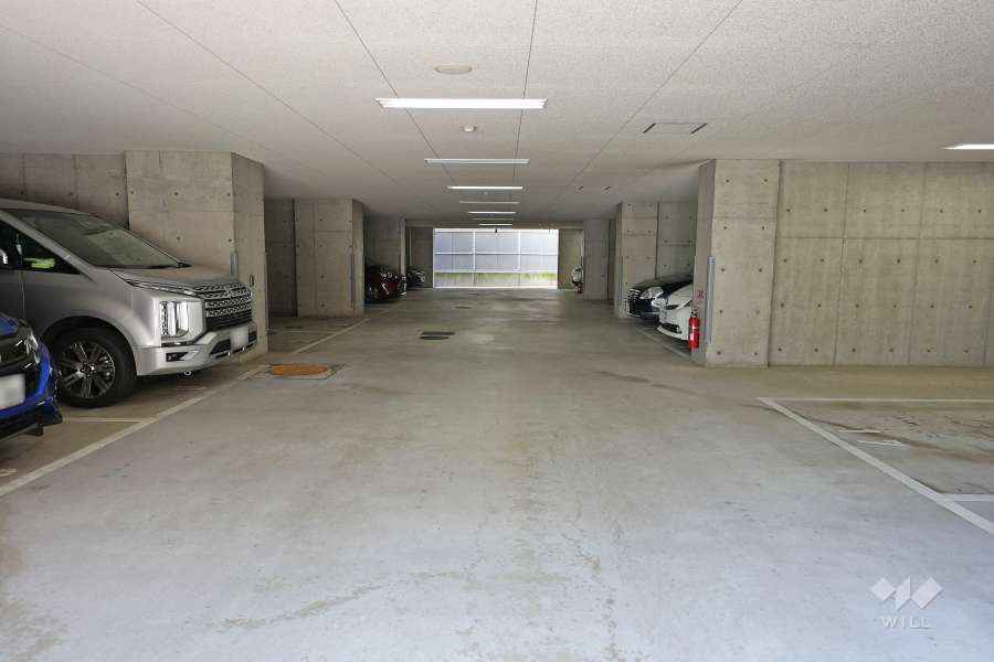 敷地内駐車場（屋内平面式）