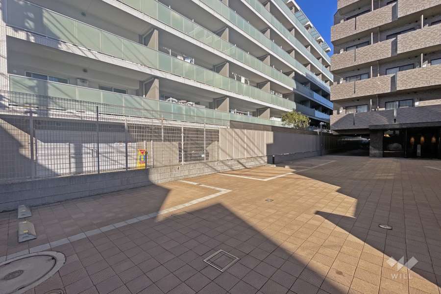 敷地内駐車場（屋外平面式）