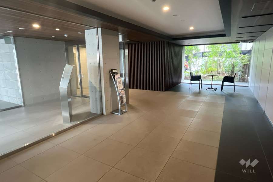 エントランスホール