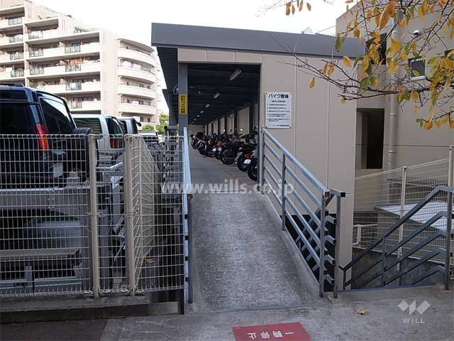 バイク置き場