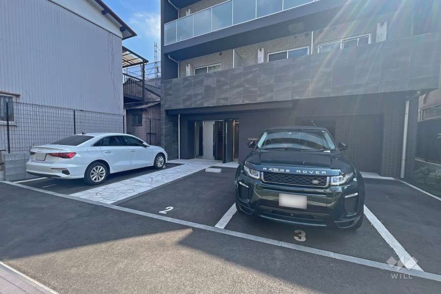 敷地内駐車場（屋外平面式）