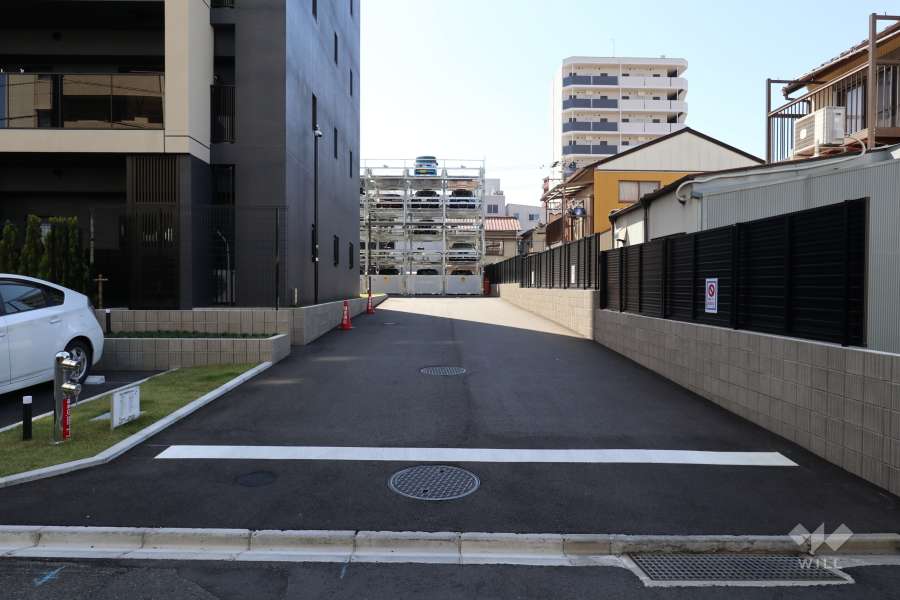 駐車場の出入口
