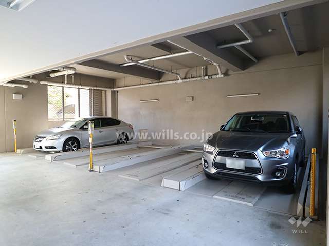 敷地内駐車場（屋内機械式）