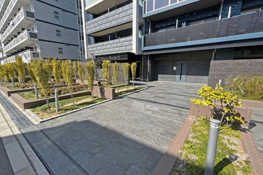 エントランスアプローチ