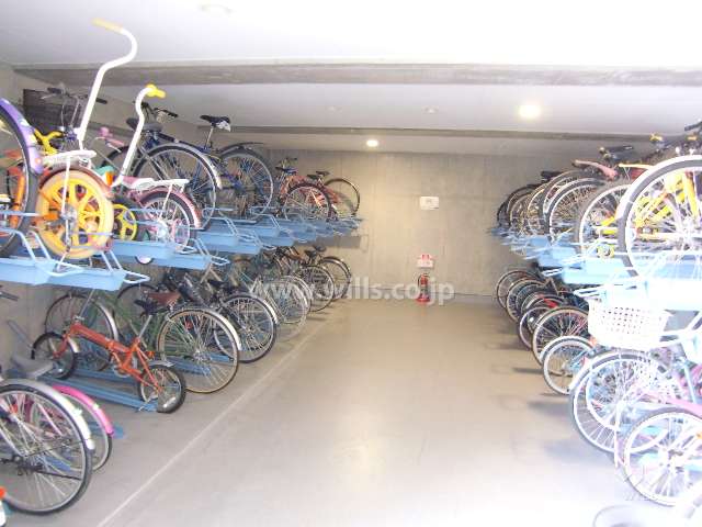 屋内駐輪場