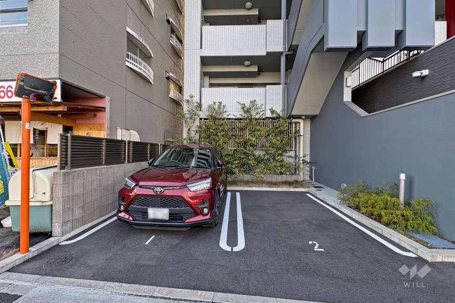 敷地内駐車場（屋外平面式）