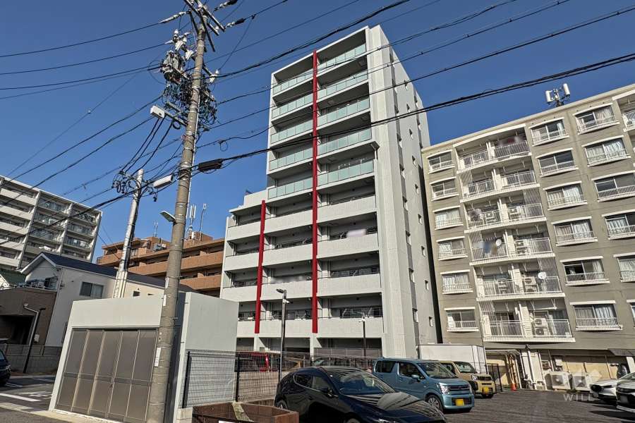 ファミリアーレ茶屋ヶ坂の外観（南東側から）