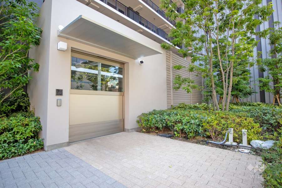 駐輪場の出入口