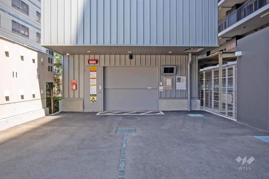 敷地内駐車場(タワー式)