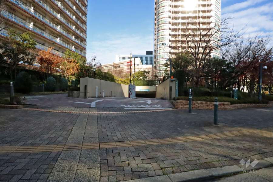 駐車場の出入り口