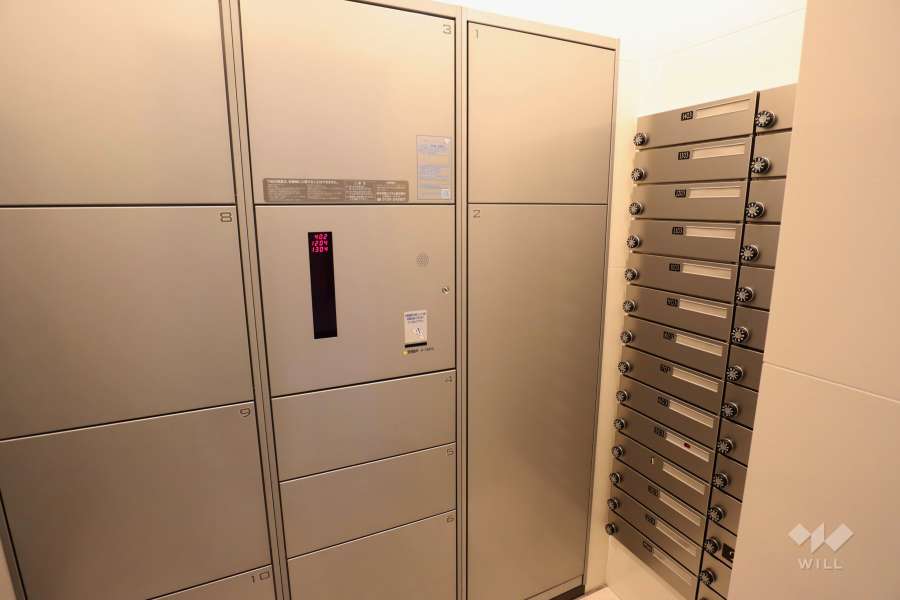 宅配ボックスと共用ポスト