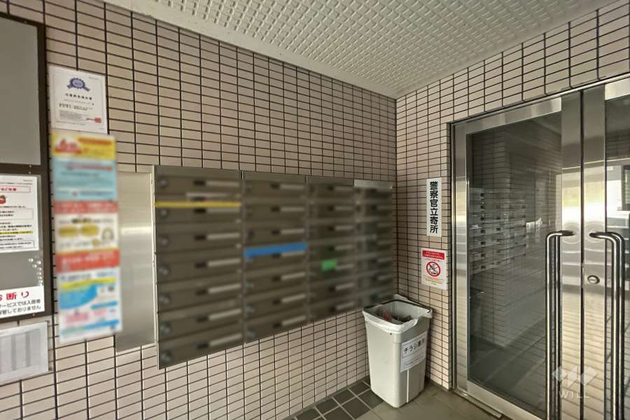 エントランス（共有ポスト）