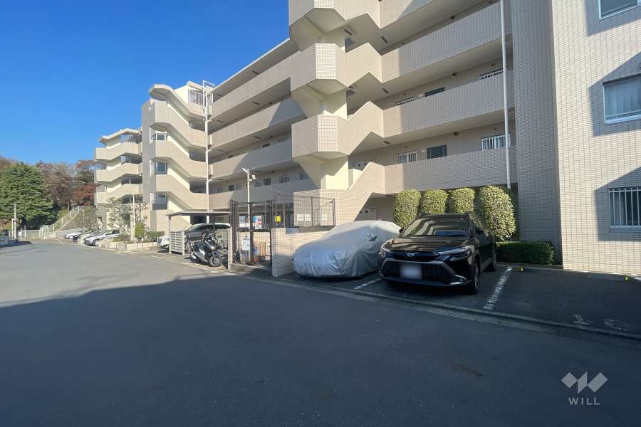 敷地内駐車場（屋外平面式）