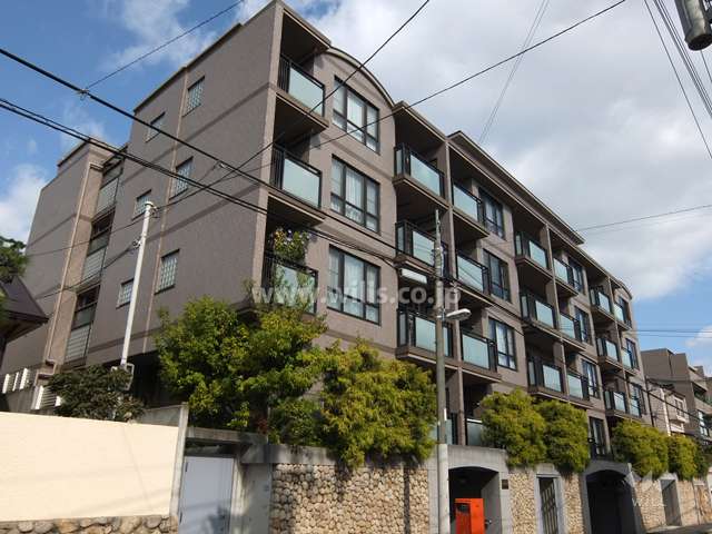 サンヴェール芦屋翠ヶ丘の外観（南西側から）