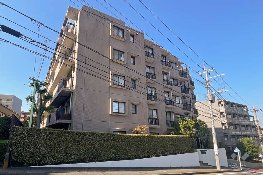 鷺沼小台パークホームズの外観（南東側から）