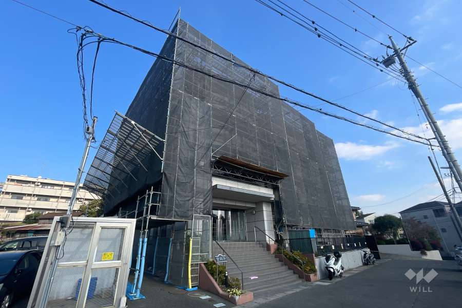 フェイム宮前平の外観（南西側から）