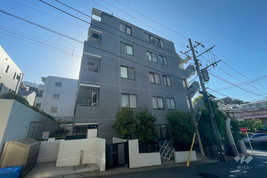 シルクマンション鷺沼の外観（南東側から）