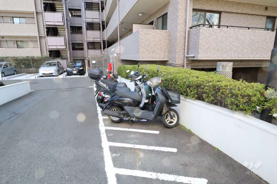 バイク置き場