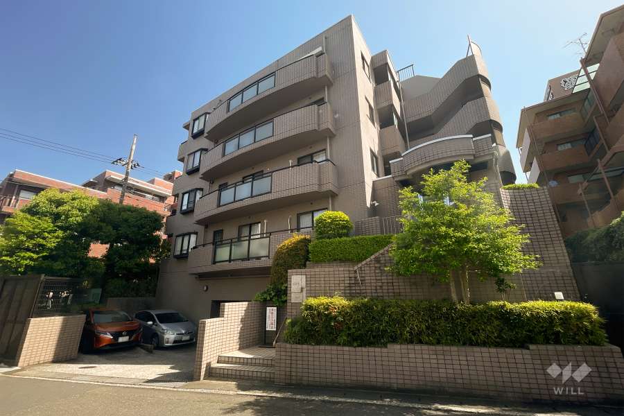 エクセラージュ宮前平の外観（北西側から）