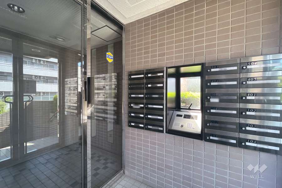 エントランス内オートロックと共用ポスト