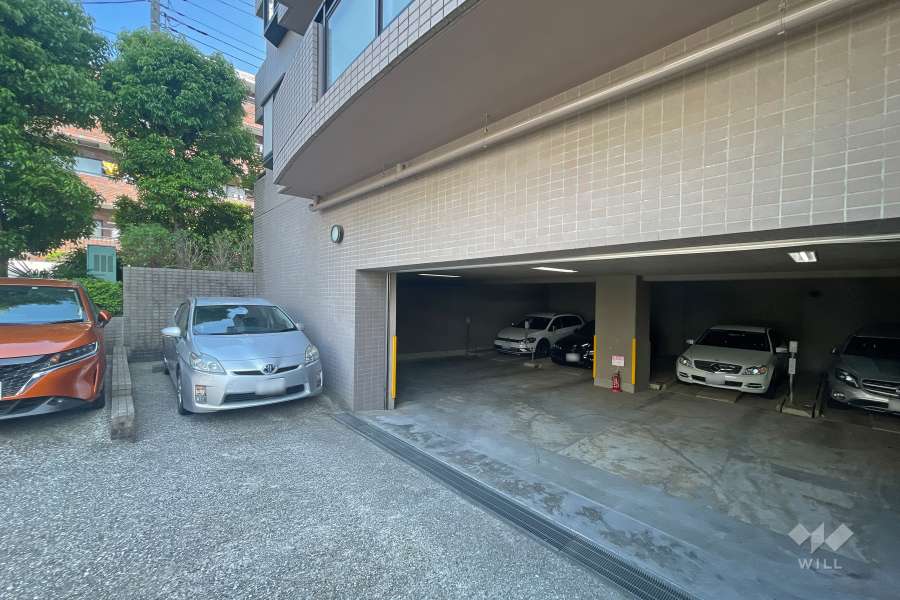 敷地内駐車場（屋外平面式）（屋内機械式）