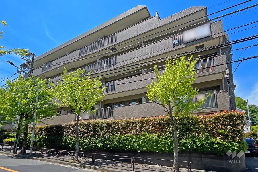 鷺沼南パークホームズクエルダの外観（東側から）