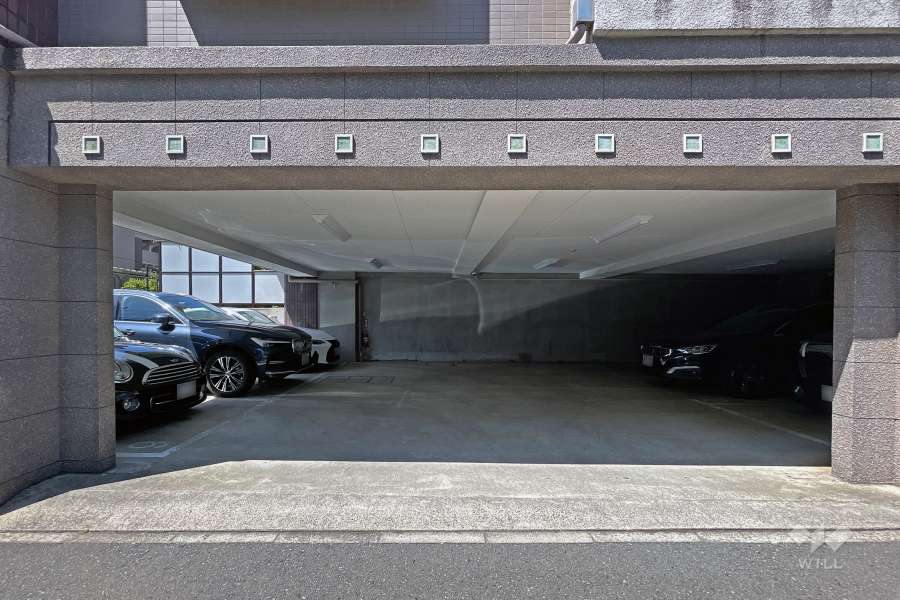 敷地内駐車場（屋内平面式）