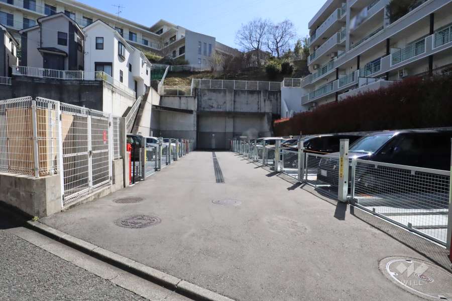 敷地内駐車場（屋外機械式）