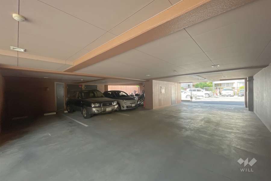 敷地内駐車場（屋内平面式・屋外機械式）