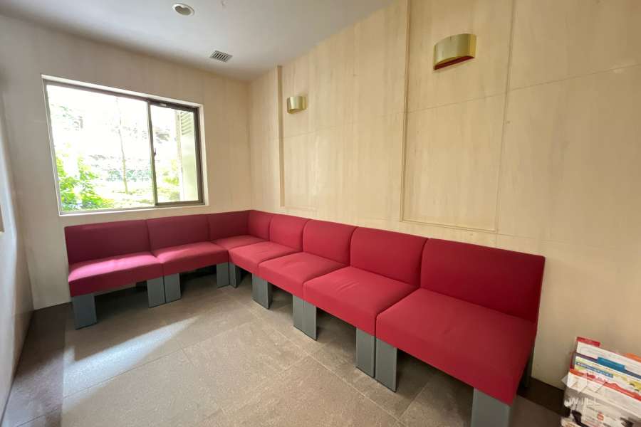 エントランスホール