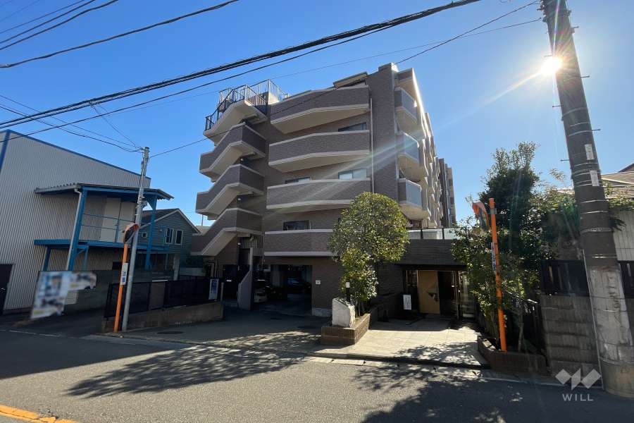 リベラル宮前平の外観（北西側から）