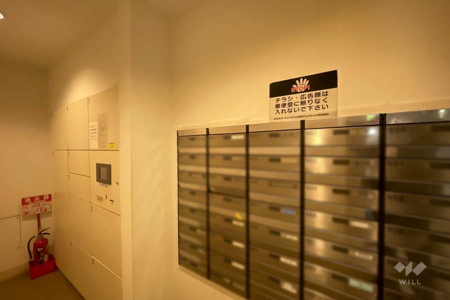 宅配ボックスと共用ポスト