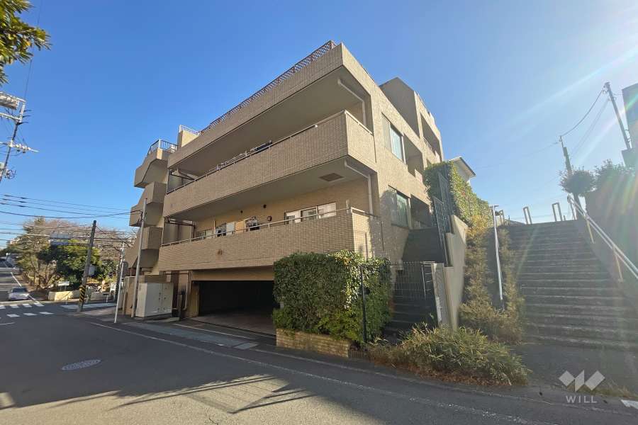 ヴェルビュ鷺沼パークサイドの外観（北西側から）