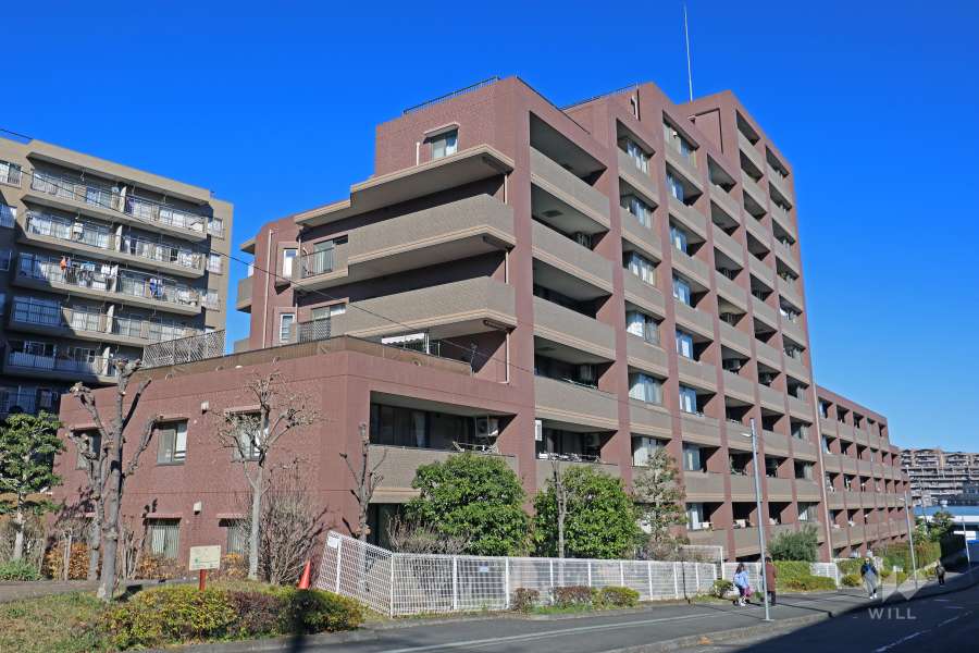 ルミナス宮前平フォーリットの外観（南西側から）