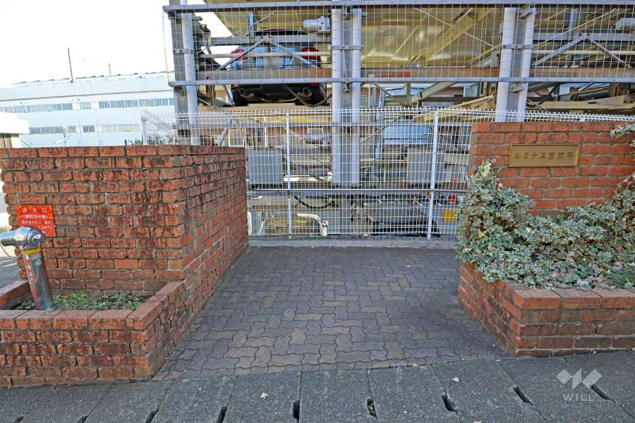 エントランスアプローチ