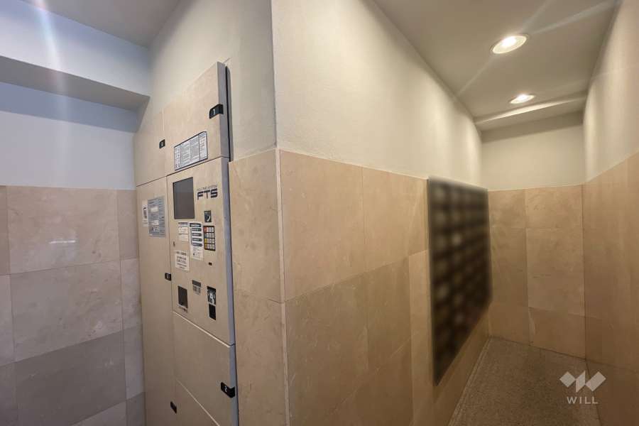 共用ポストと宅配ボックス