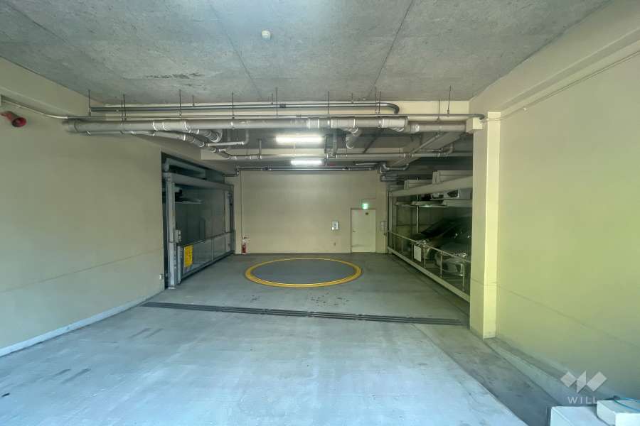 敷地内駐車場（屋内機械式）