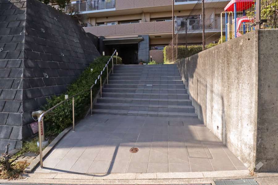 エントランスアプローチ