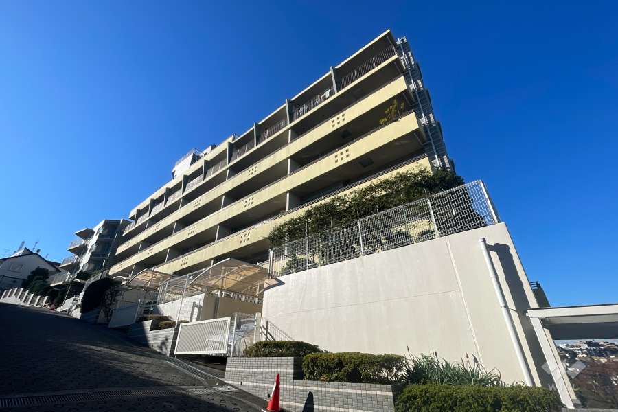 サンクタス鷺沼プライベートヒルの外観(北東側から)