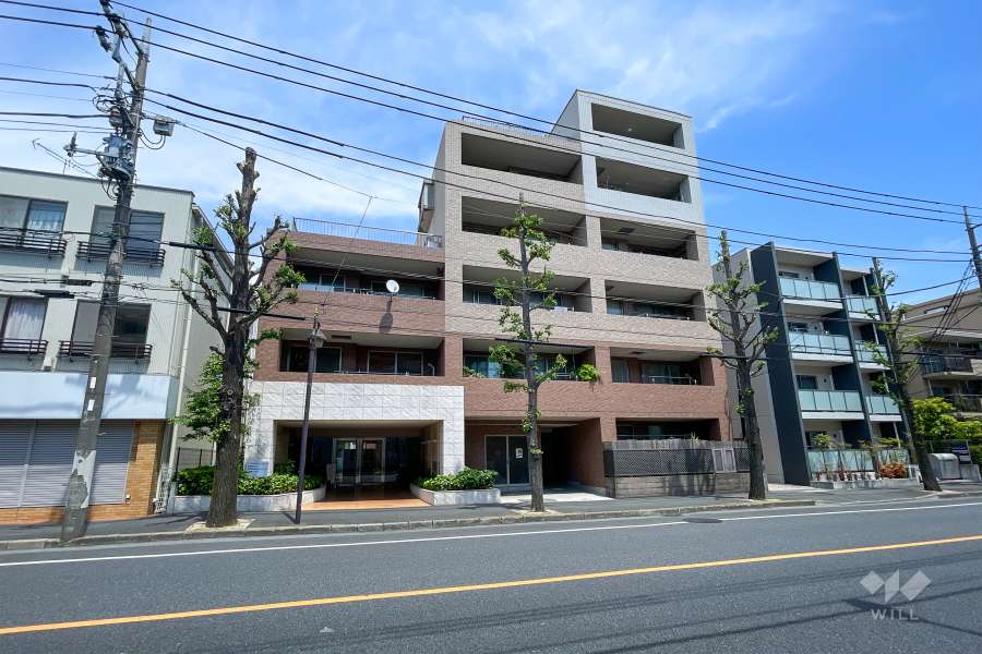 プレール鷺沼ステラプラッツの外観（南西側から）　