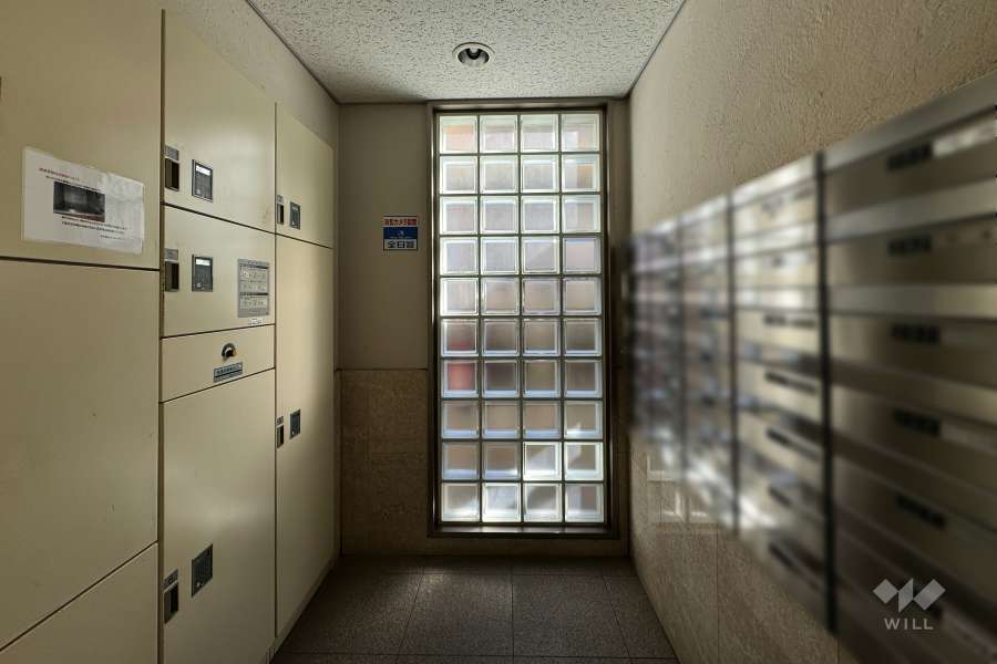 宅配ボックスと共用ポスト