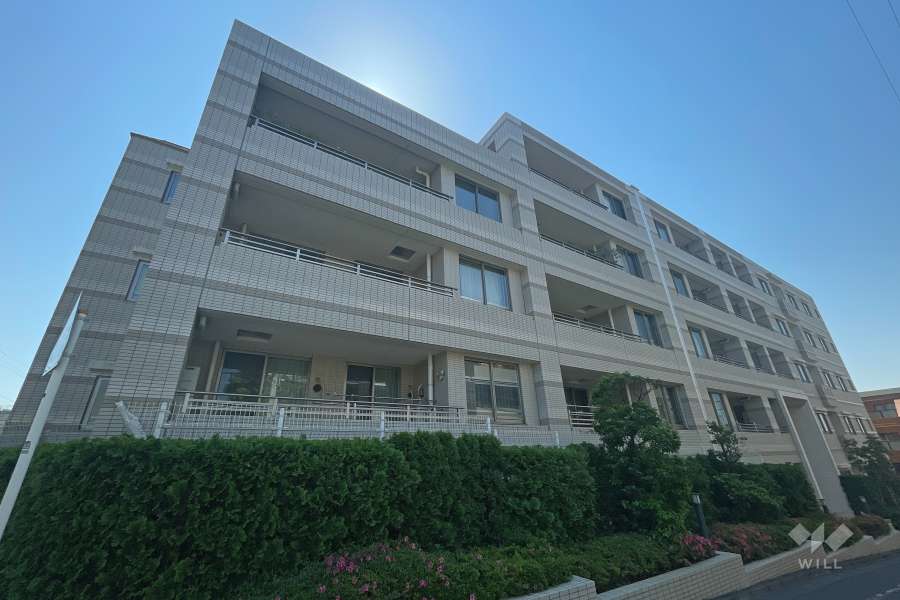 ブリリアヒルズ宮前平の外観（北西側から）　